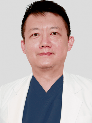 羅宏一醫師 
 耳鼻喉科/睡眠治療專家